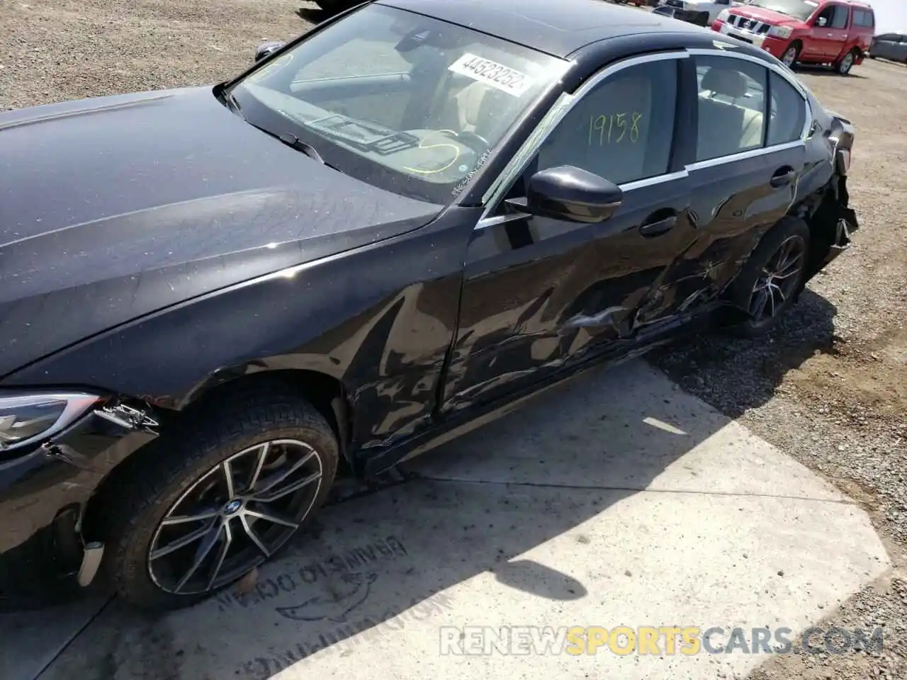 9 Photograph of a damaged car WBA5R1C56KAK10718 BMW 3 SERIES 2019