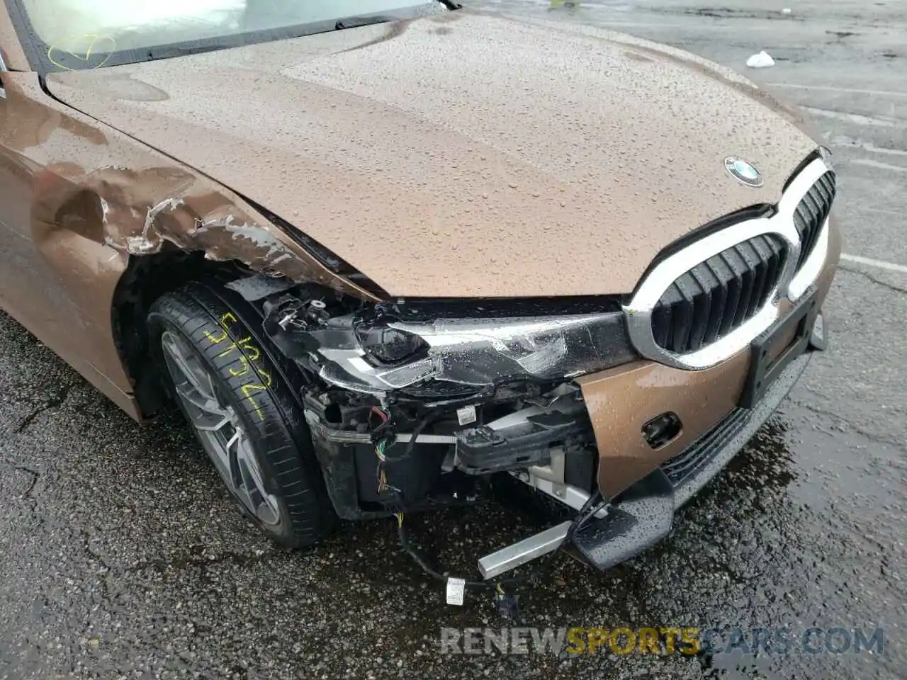 9 Photograph of a damaged car WBA5R1C57KAK07679 BMW 3 SERIES 2019