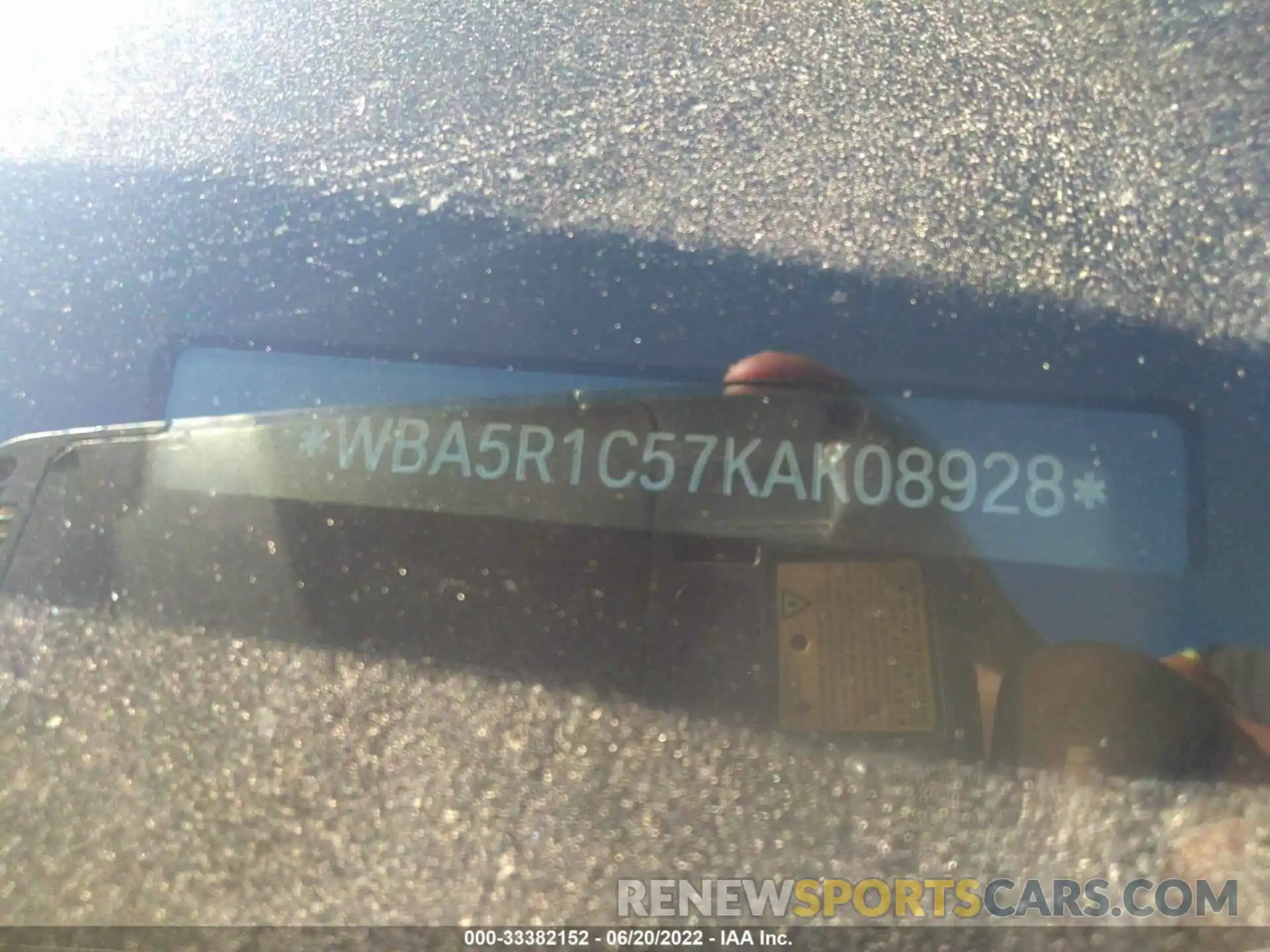 9 Photograph of a damaged car WBA5R1C57KAK08928 BMW 3 SERIES 2019