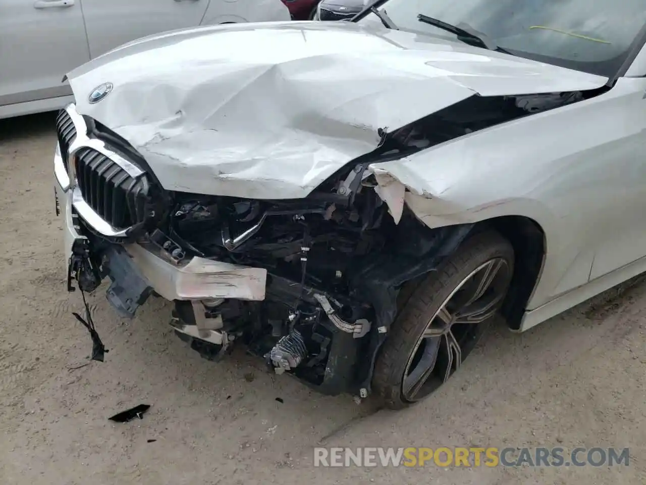 9 Photograph of a damaged car WBA5R1C58KAE81864 BMW 3 SERIES 2019