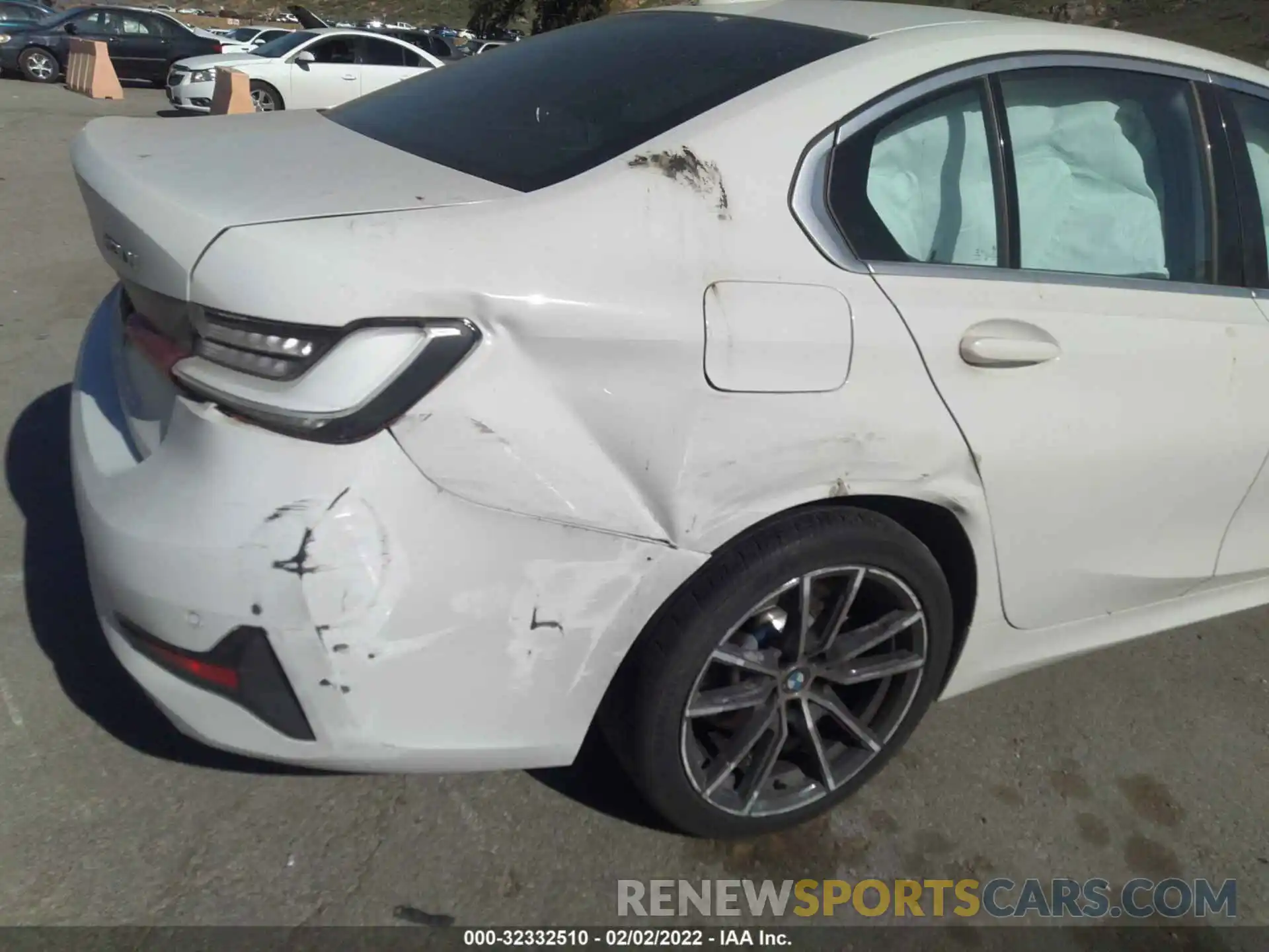 6 Photograph of a damaged car WBA5R1C58KAJ98989 BMW 3 SERIES 2019