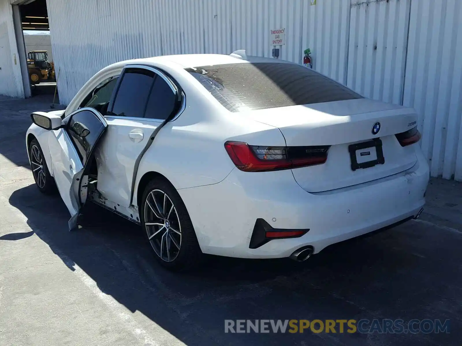 3 Photograph of a damaged car WBA5R1C58KAJ99026 BMW 3 SERIES 2019