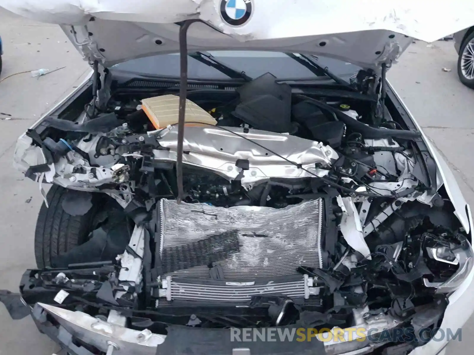 7 Photograph of a damaged car WBA5R1C58KAK10753 BMW 3 SERIES 2019