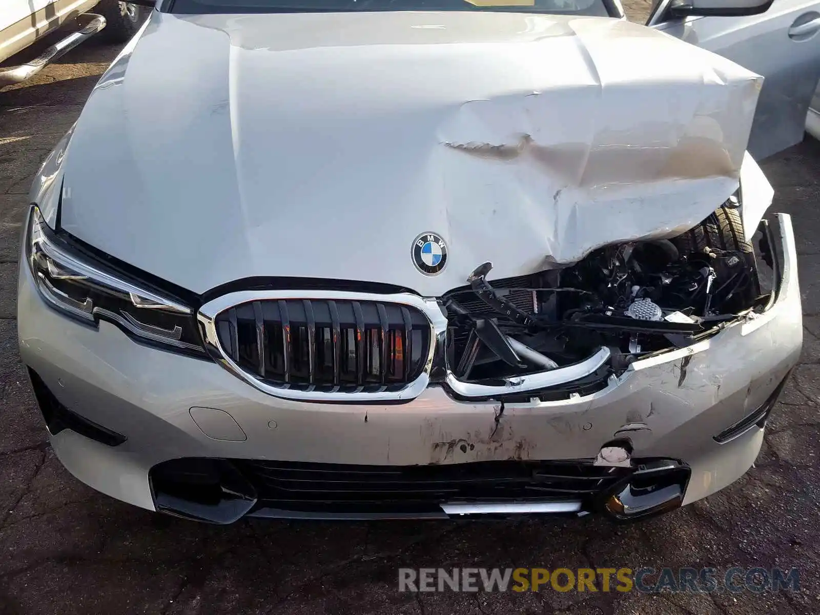 7 Photograph of a damaged car WBA5R1C58KAK11630 BMW 3 SERIES 2019