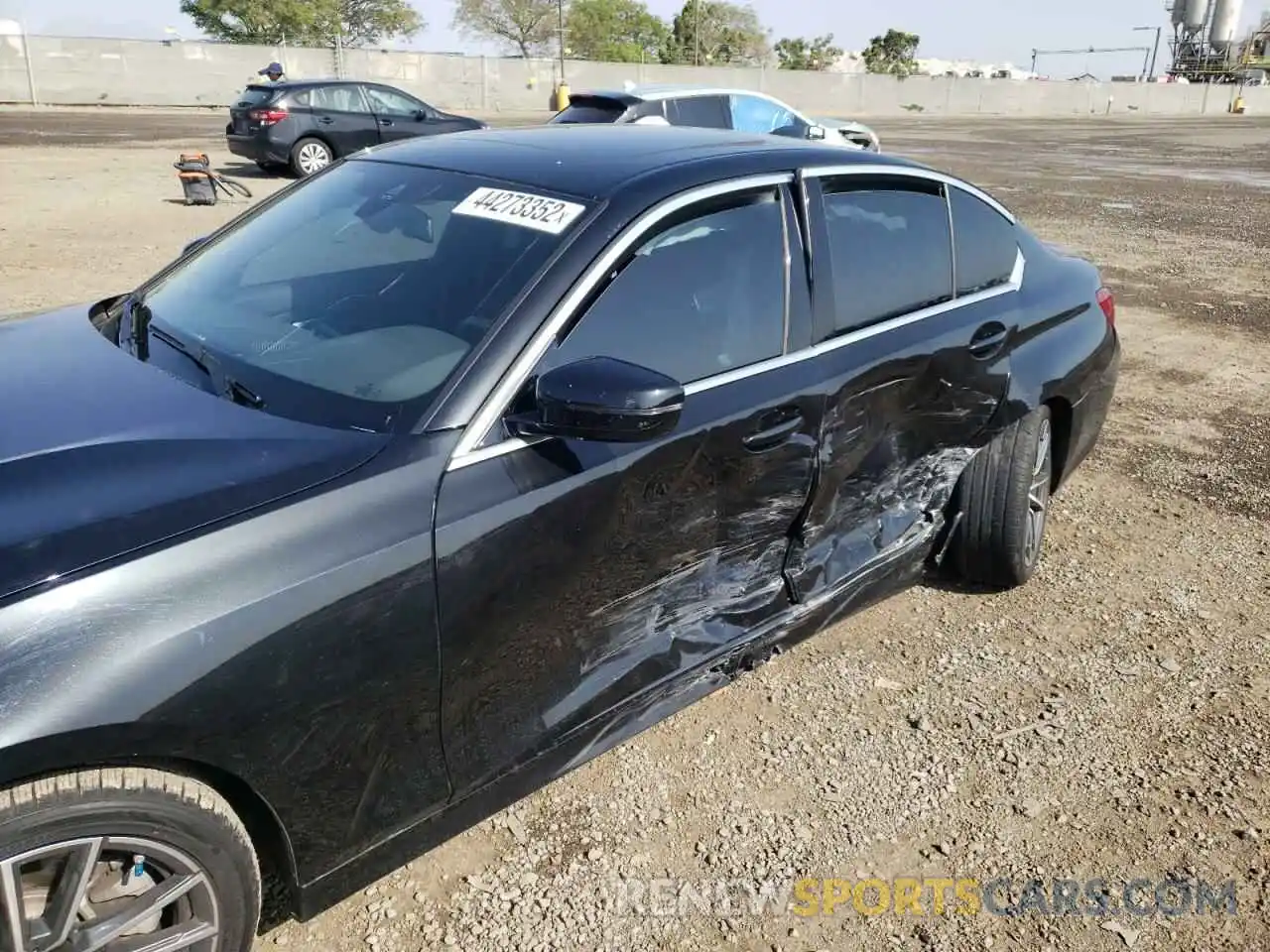 9 Photograph of a damaged car WBA5R1C58KAK12468 BMW 3 SERIES 2019