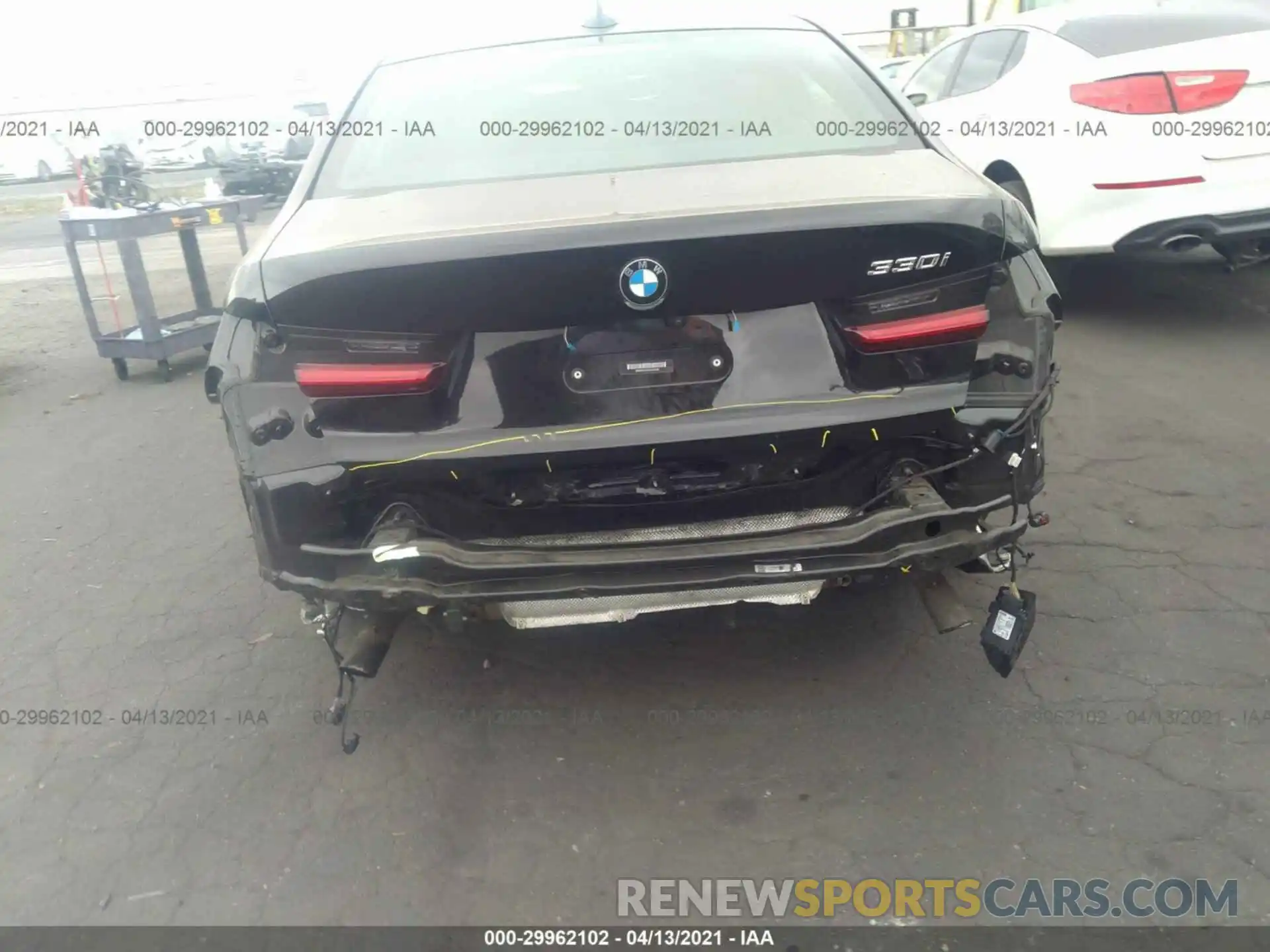 5 Photograph of a damaged car WBA5R1C59KAK10048 BMW 3 SERIES 2019