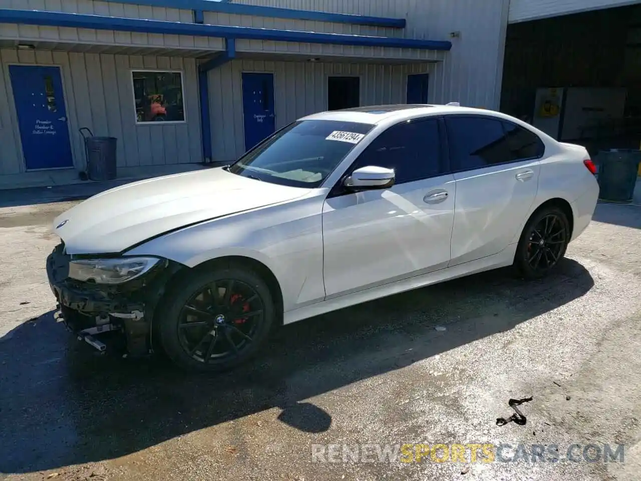 1 Фотография поврежденного автомобиля WBA5R1C59KAK11376 BMW 3 SERIES 2019