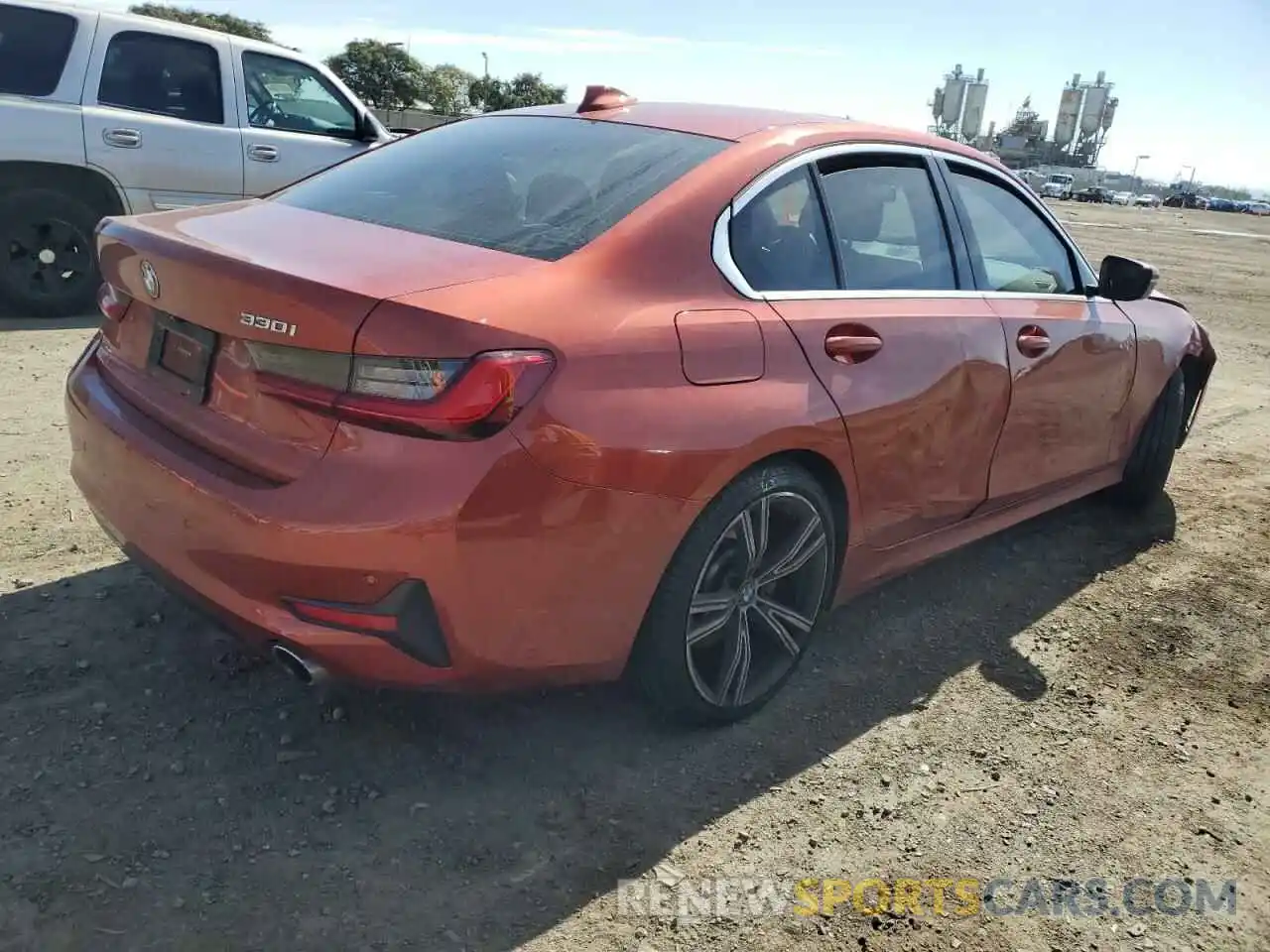 3 Photograph of a damaged car WBA5R1C5XKAJ98606 BMW 3 SERIES 2019