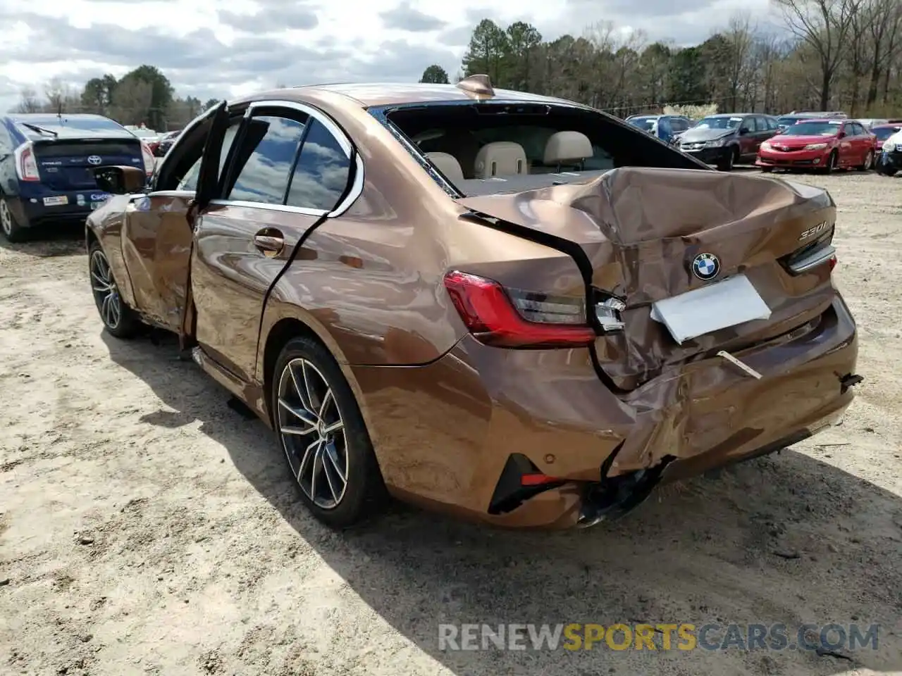 3 Photograph of a damaged car WBA5R1C5XKAJ98766 BMW 3 SERIES 2019