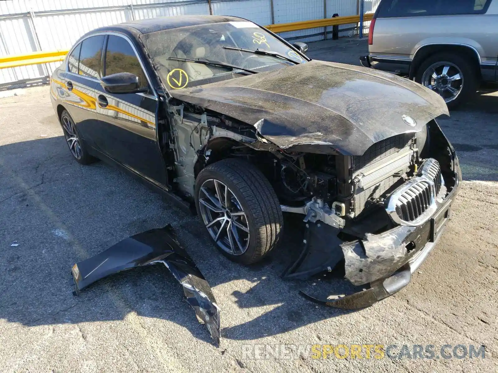 1 Photograph of a damaged car WBA5R1C5XKAK06770 BMW 3 SERIES 2019