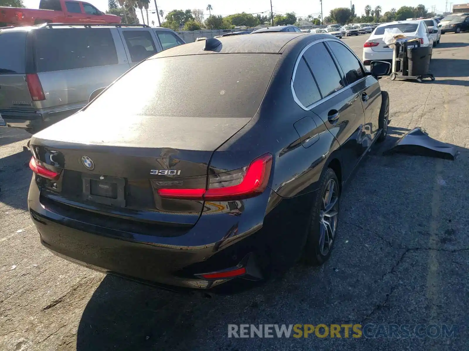 4 Photograph of a damaged car WBA5R1C5XKAK06770 BMW 3 SERIES 2019