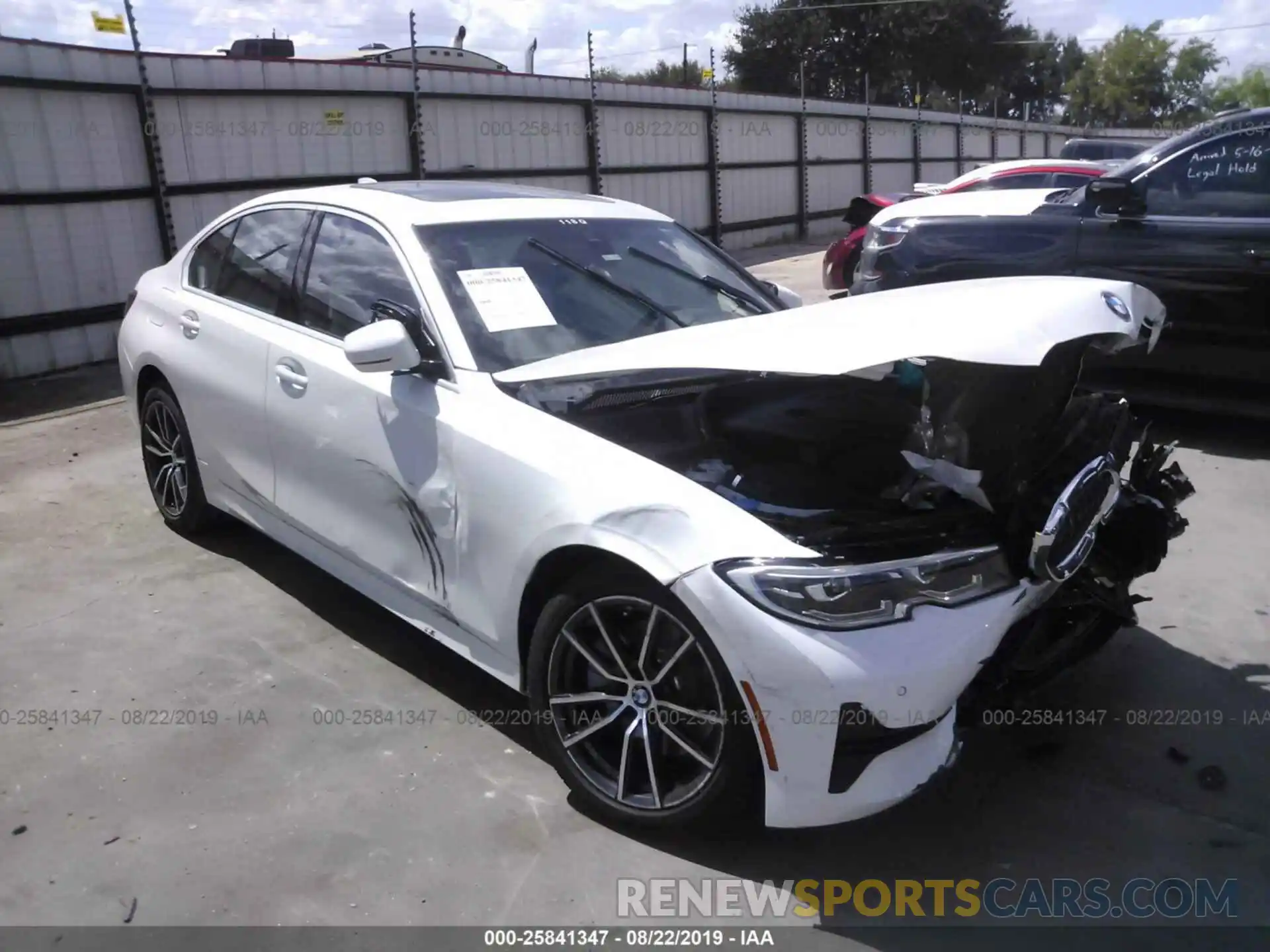 1 Photograph of a damaged car WBA5R1C5XKAK08163 BMW 3 SERIES 2019