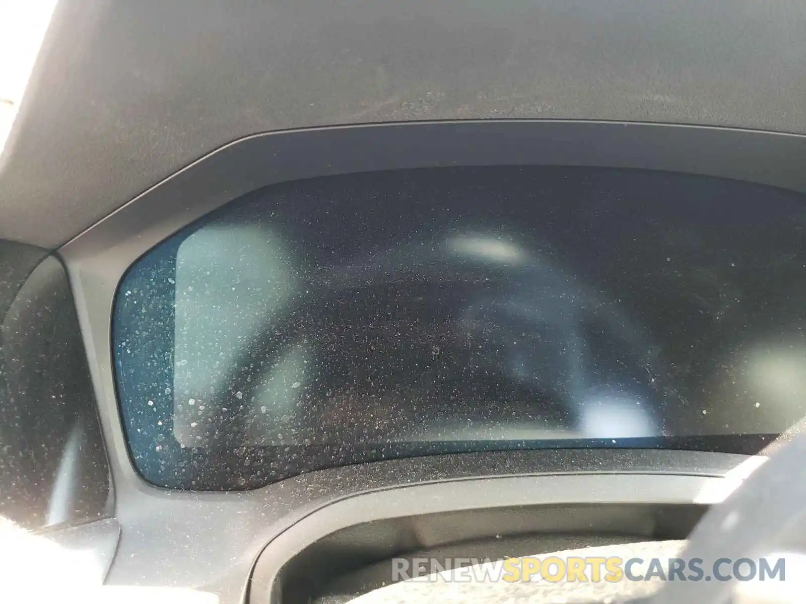 8 Photograph of a damaged car WBA5R1C5XKAK10785 BMW 3 SERIES 2019