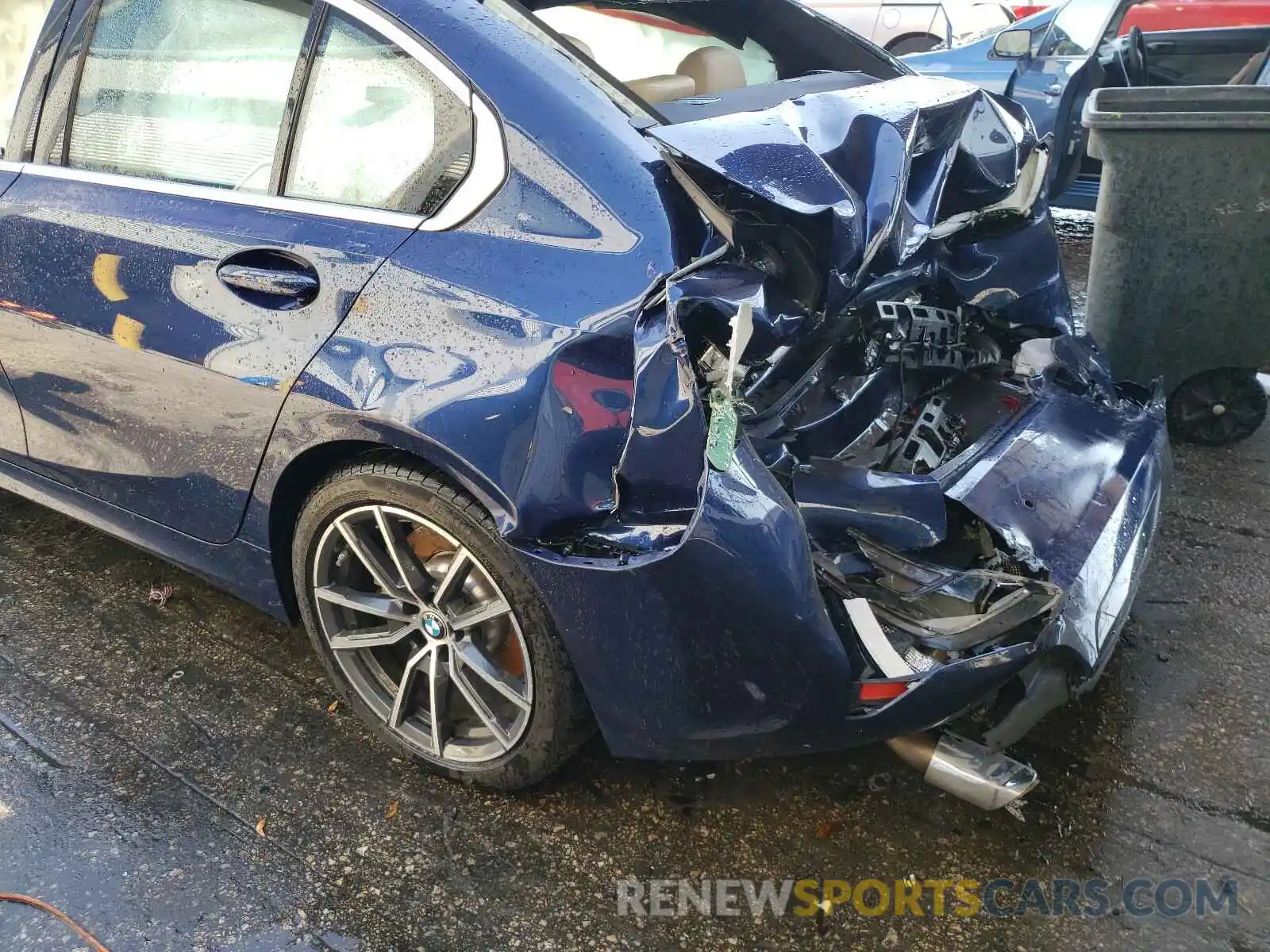 9 Photograph of a damaged car WBA5R1C5XKAK10785 BMW 3 SERIES 2019