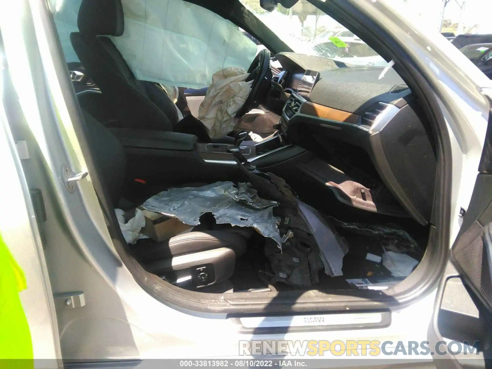 5 Photograph of a damaged car WBA5R1C5XKFH02979 BMW 3 SERIES 2019