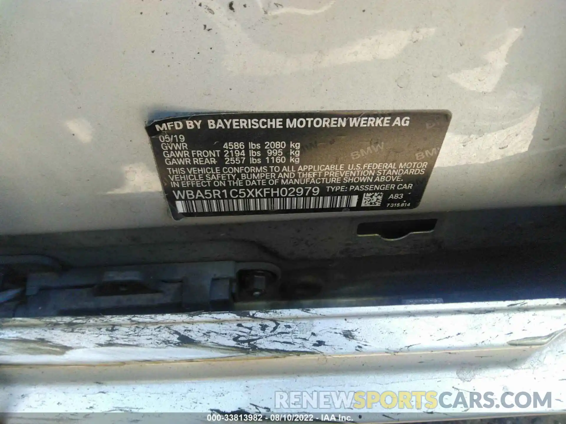 9 Photograph of a damaged car WBA5R1C5XKFH02979 BMW 3 SERIES 2019