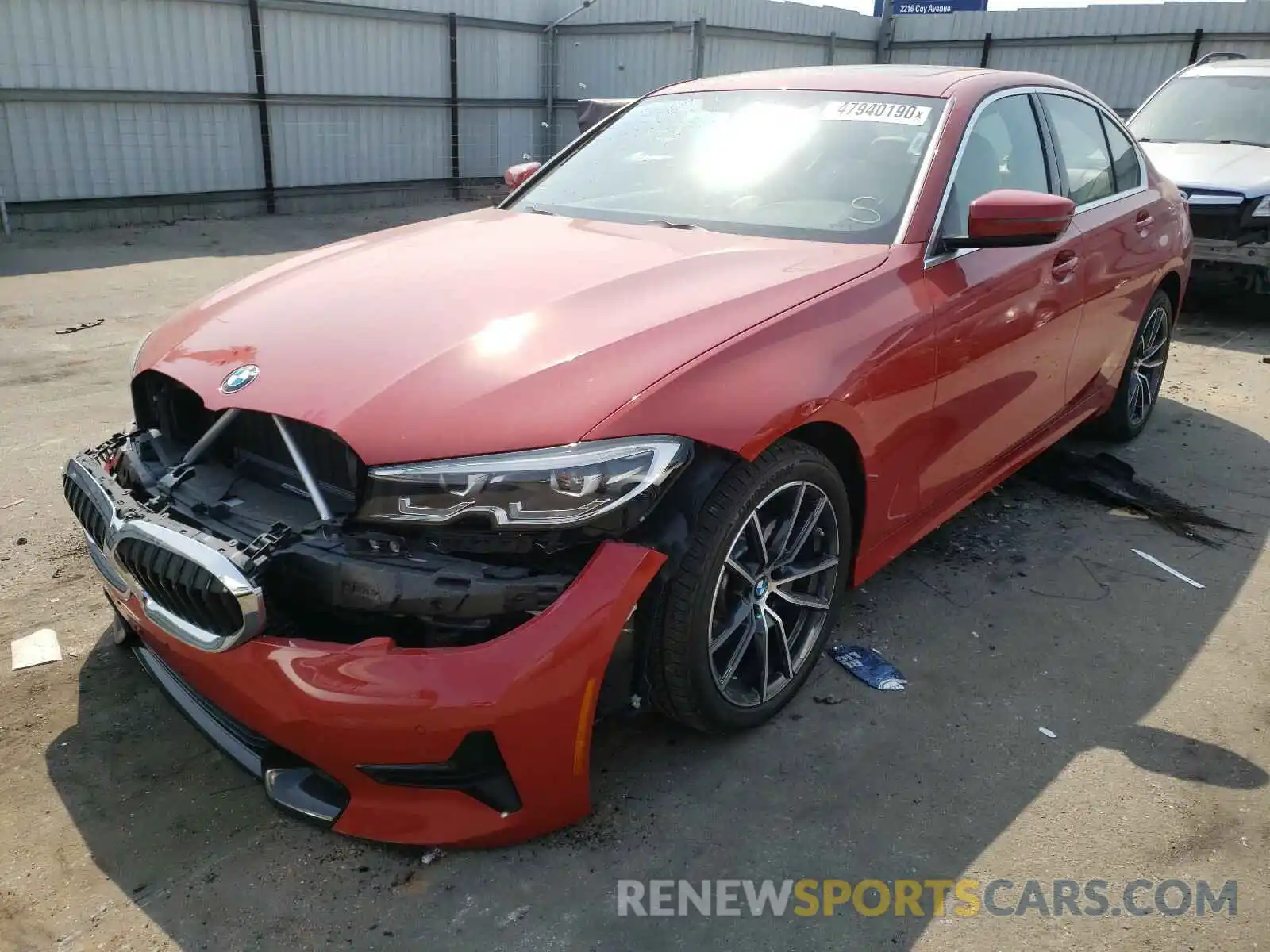 2 Фотография поврежденного автомобиля WBA5R1C5XKFH21046 BMW 3 SERIES 2019