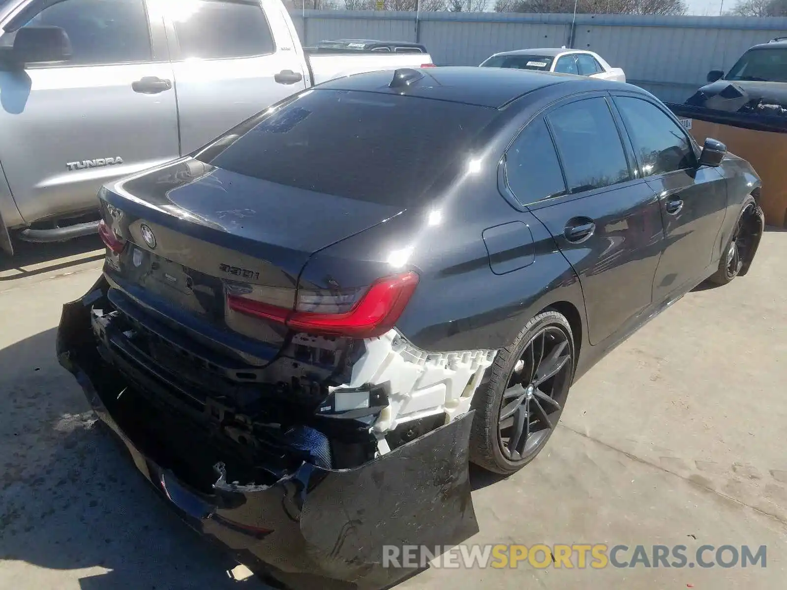 4 Photograph of a damaged car WBA5R7C50KAJ81199 BMW 3 SERIES 2019