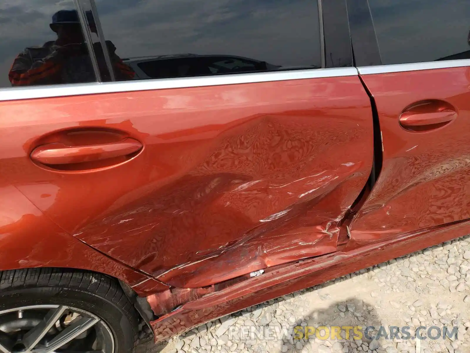 9 Photograph of a damaged car WBA5R7C50KAJ82031 BMW 3 SERIES 2019