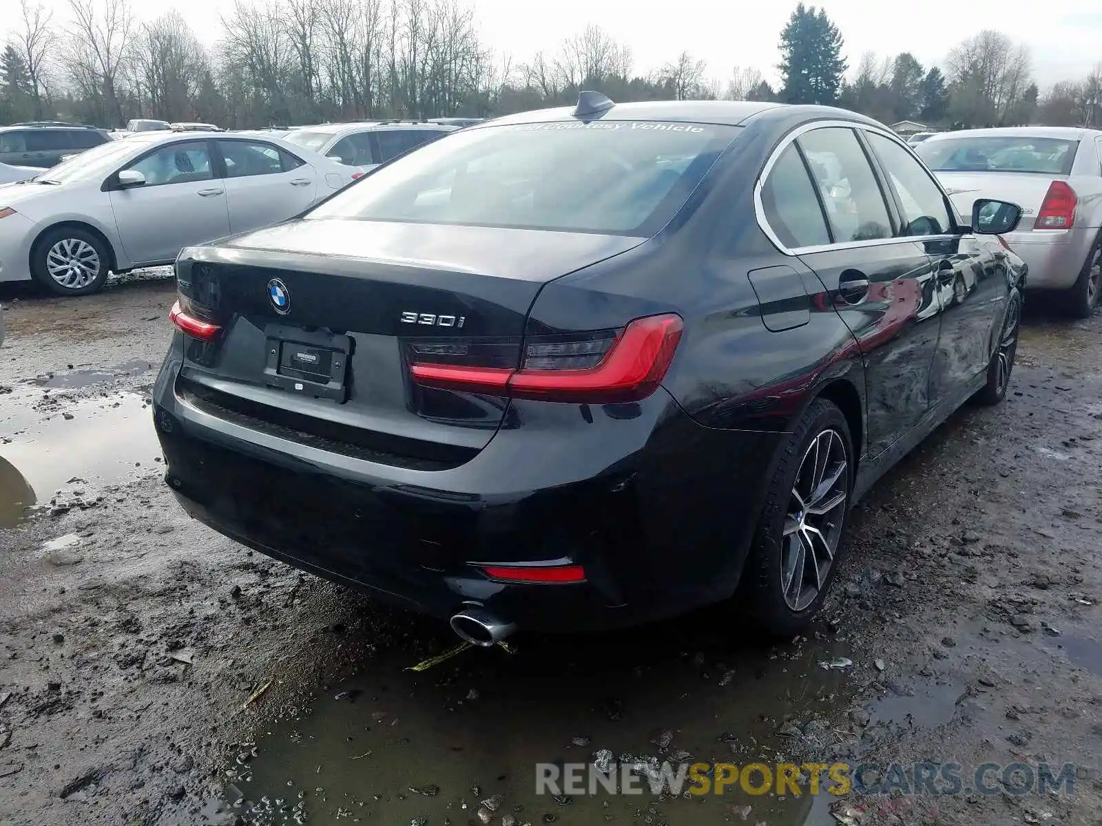 4 Photograph of a damaged car WBA5R7C50KAJ84684 BMW 3 SERIES 2019