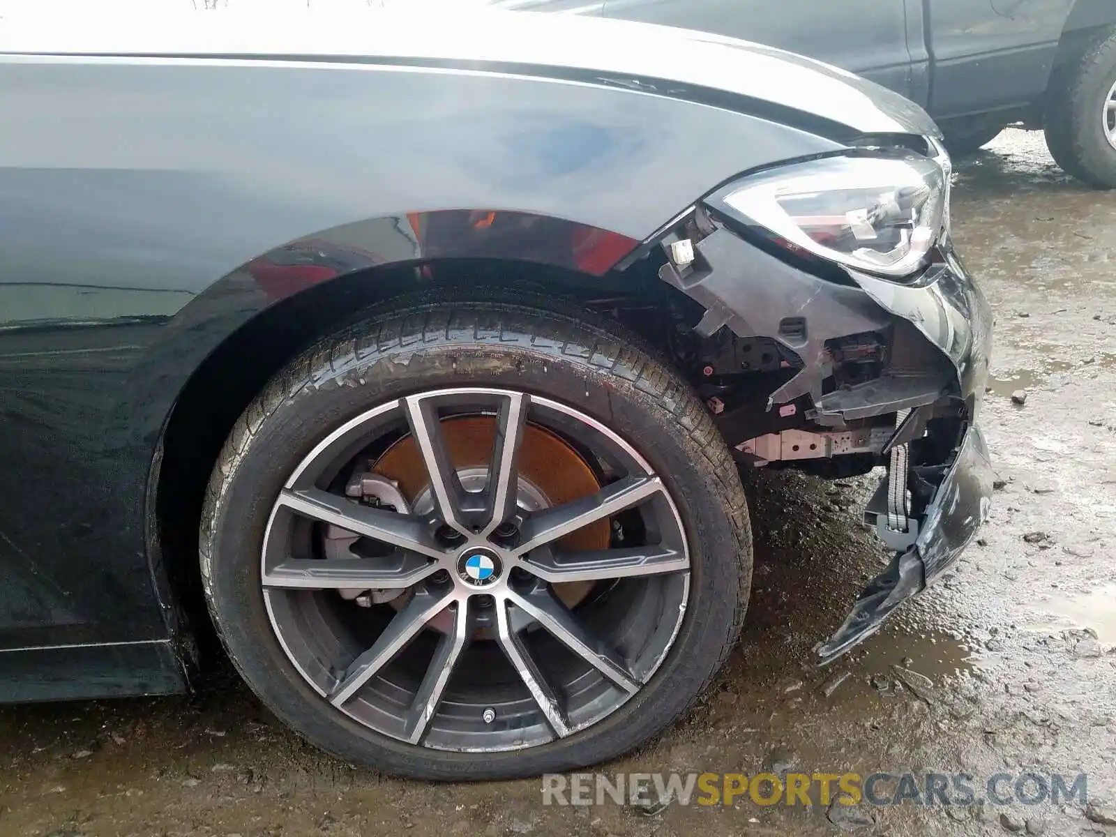 9 Photograph of a damaged car WBA5R7C50KAJ84684 BMW 3 SERIES 2019