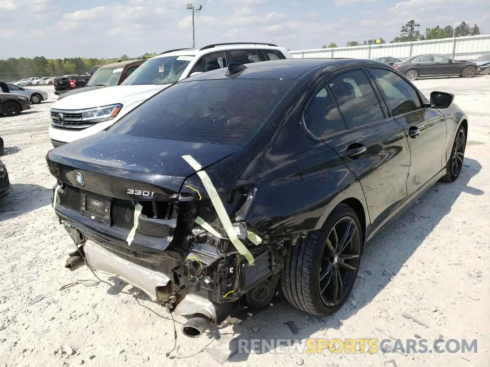 4 Photograph of a damaged car WBA5R7C51KAJ86542 BMW 3 SERIES 2019