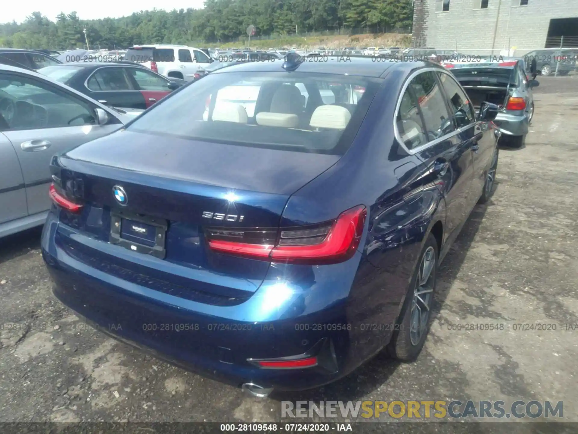 4 Photograph of a damaged car WBA5R7C51KFH15185 BMW 3 SERIES 2019