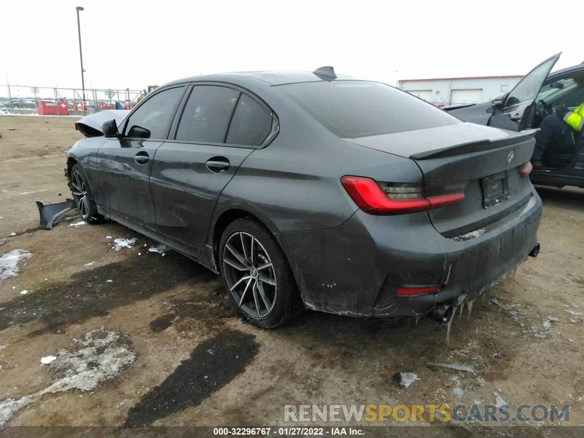 3 Photograph of a damaged car WBA5R7C51KFH28342 BMW 3 SERIES 2019