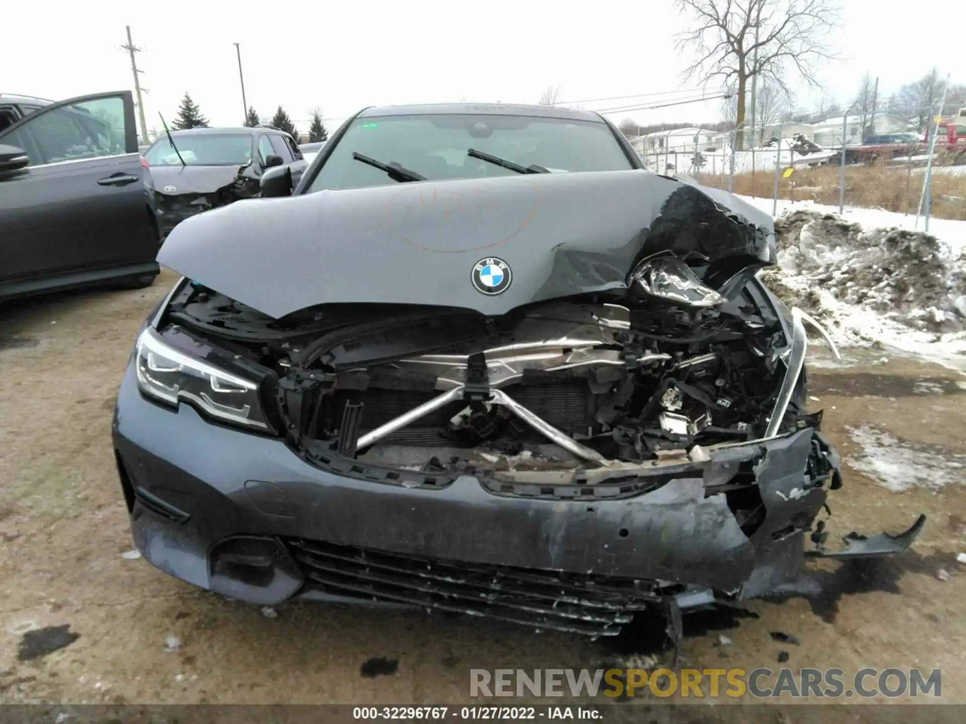 6 Photograph of a damaged car WBA5R7C51KFH28342 BMW 3 SERIES 2019