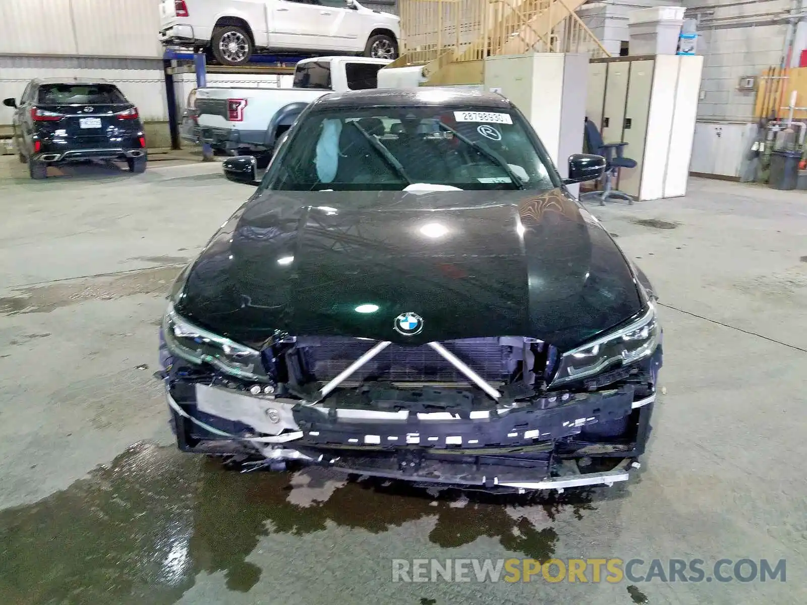 9 Photograph of a damaged car WBA5R7C52KAJ79230 BMW 3 SERIES 2019