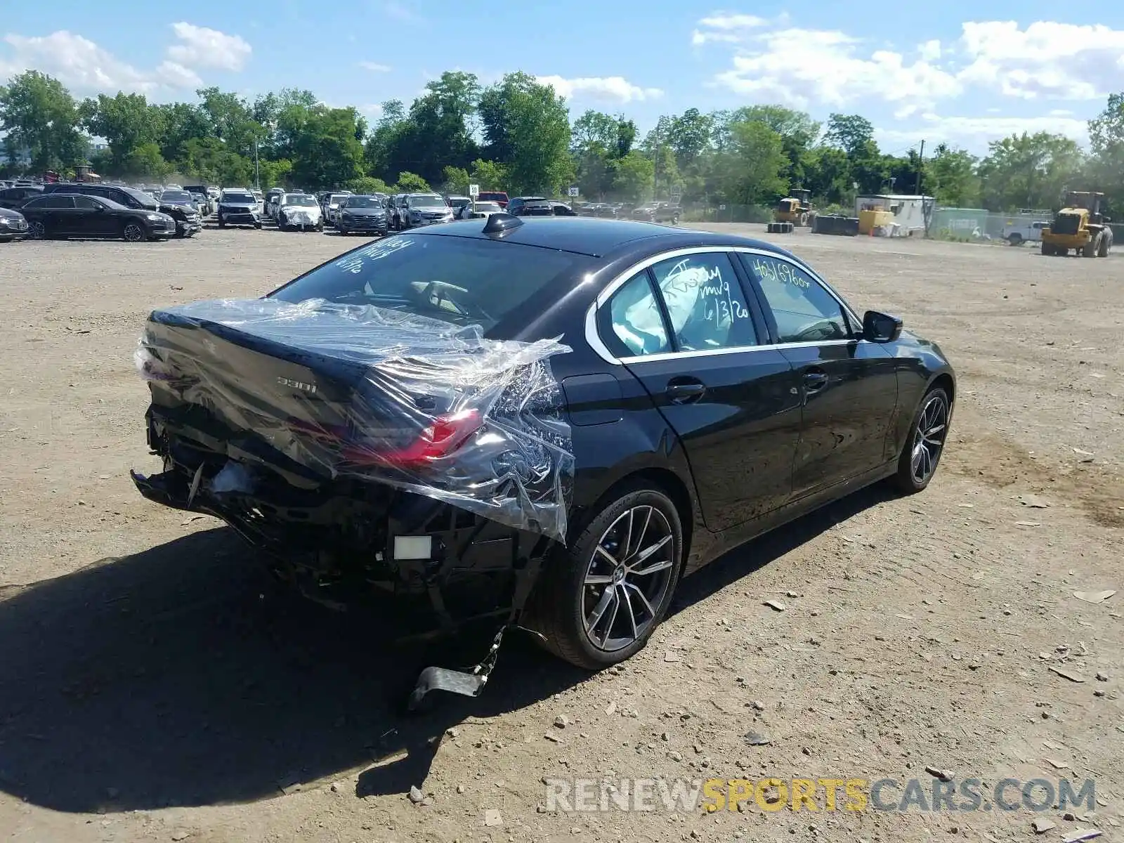 4 Photograph of a damaged car WBA5R7C52KAJ81544 BMW 3 SERIES 2019