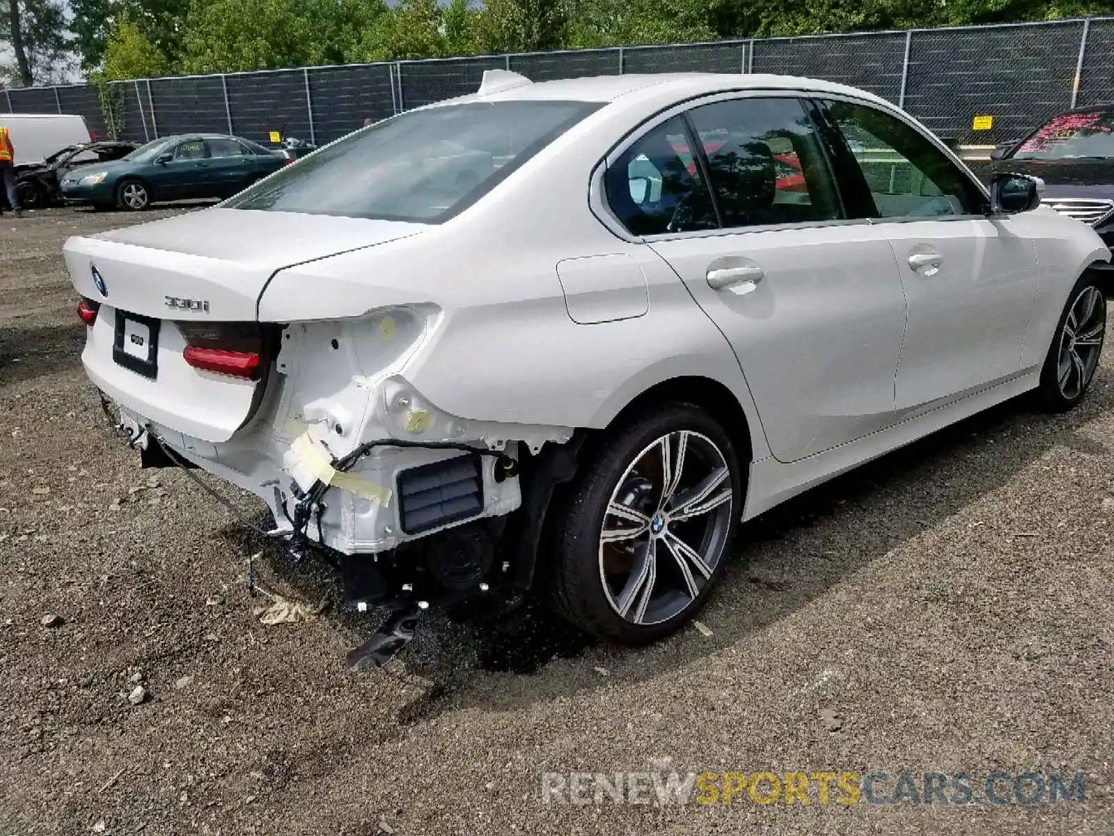 4 Фотография поврежденного автомобиля WBA5R7C52KAJ82550 BMW 3 SERIES 2019