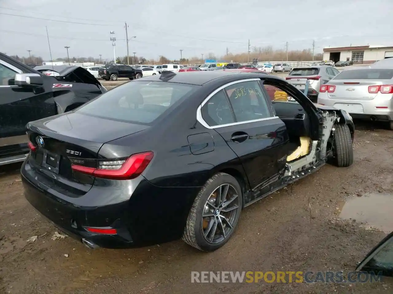 4 Photograph of a damaged car WBA5R7C52KAJ84671 BMW 3 SERIES 2019