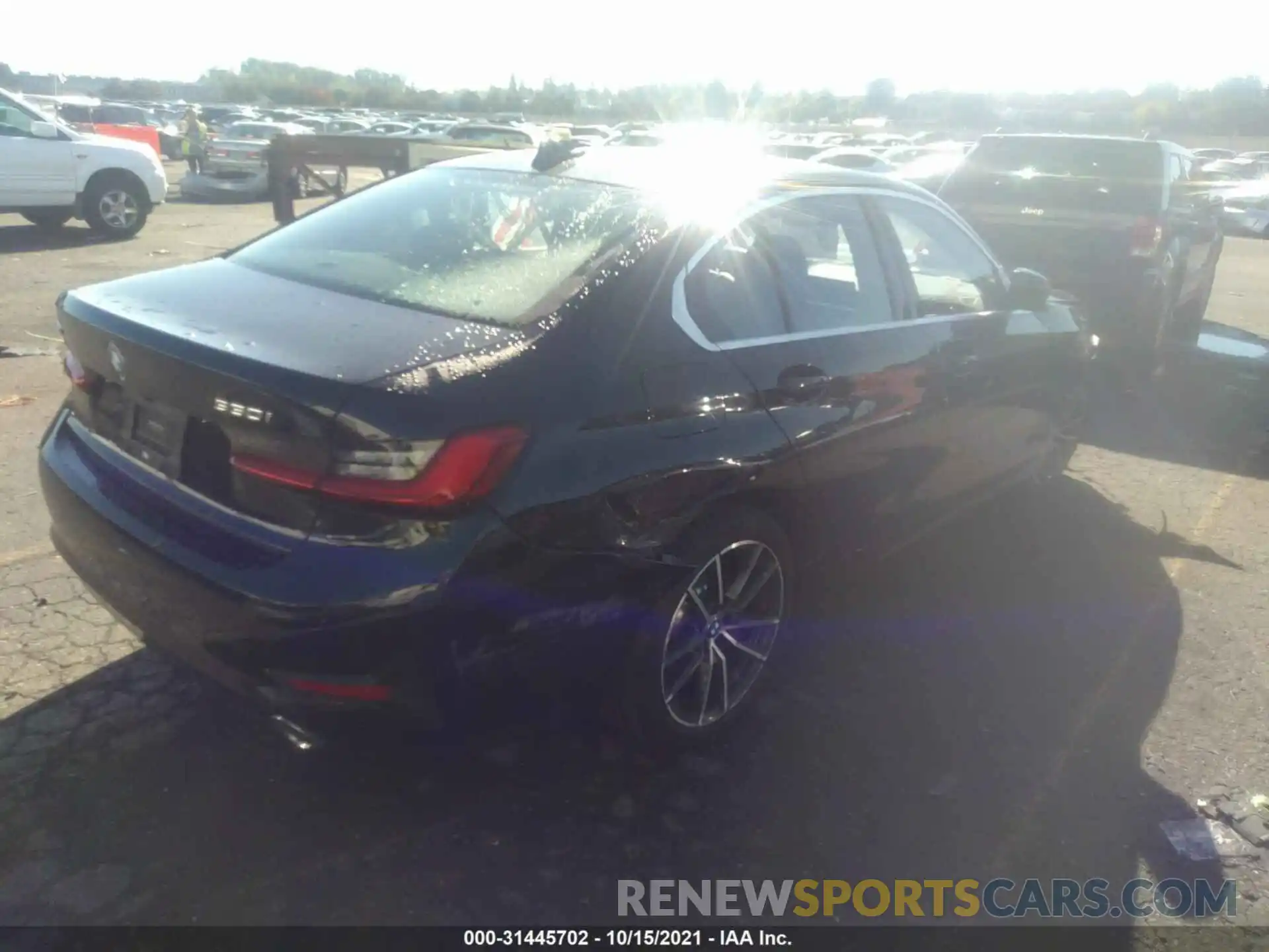 4 Photograph of a damaged car WBA5R7C52KAJ85285 BMW 3 SERIES 2019