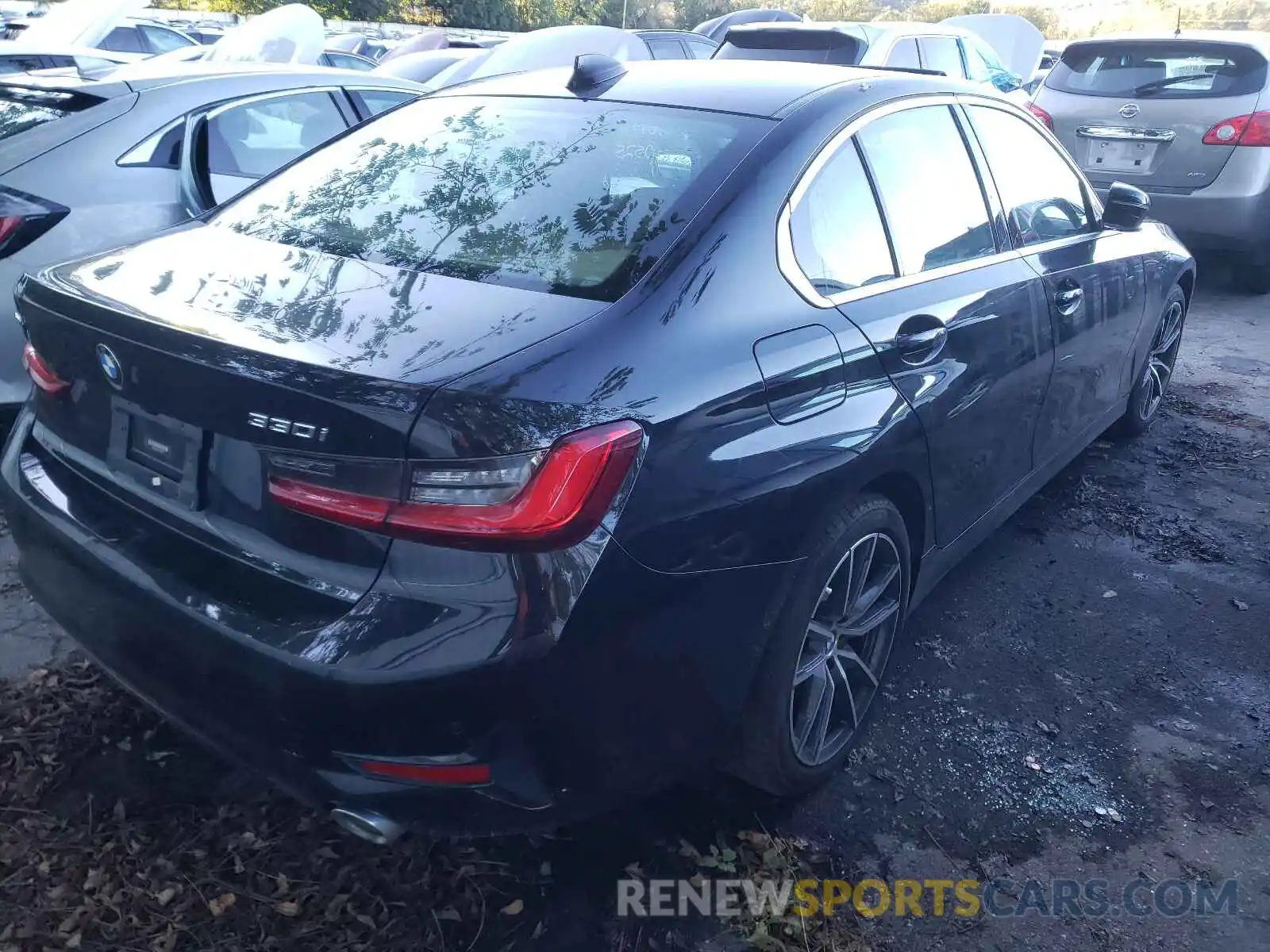 4 Photograph of a damaged car WBA5R7C52KAJ87585 BMW 3 SERIES 2019