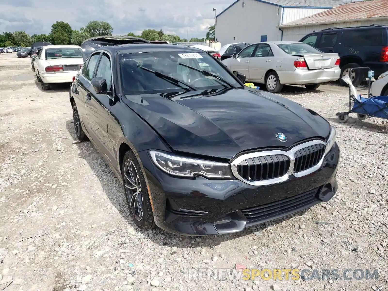 1 Фотография поврежденного автомобиля WBA5R7C52KFH05524 BMW 3 SERIES 2019