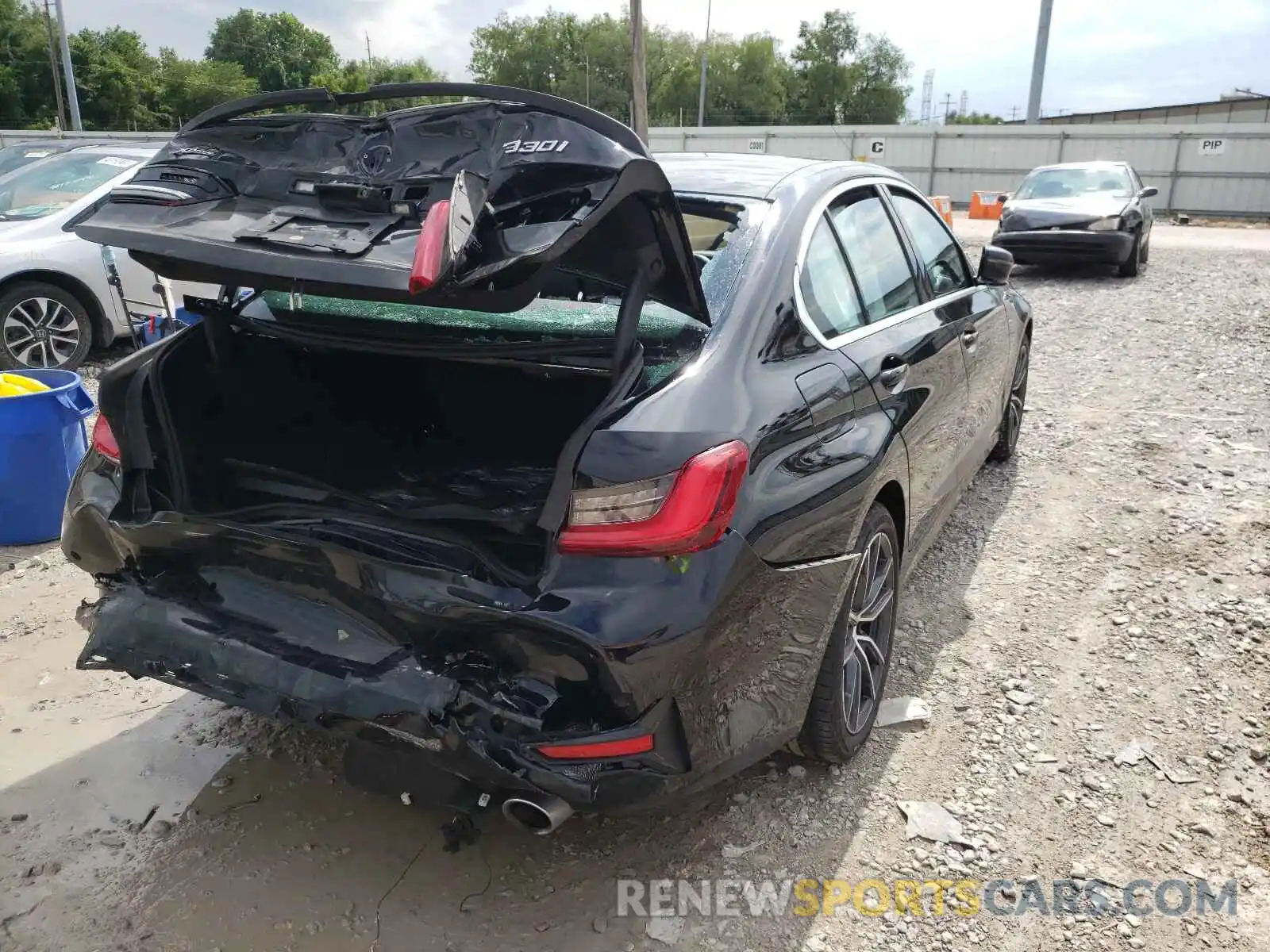 4 Photograph of a damaged car WBA5R7C52KFH05524 BMW 3 SERIES 2019