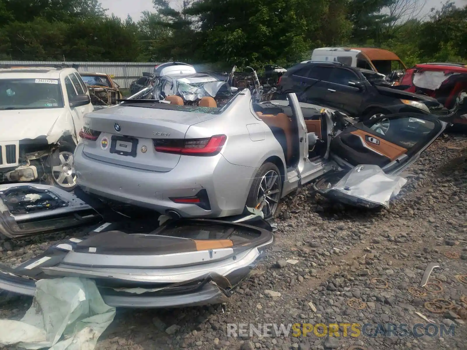 4 Photograph of a damaged car WBA5R7C52KFH30696 BMW 3 SERIES 2019