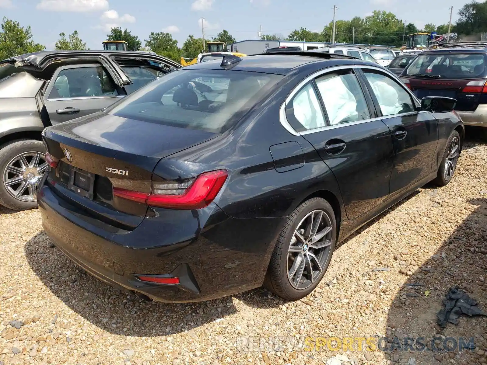 4 Photograph of a damaged car WBA5R7C53KAJ78880 BMW 3 SERIES 2019