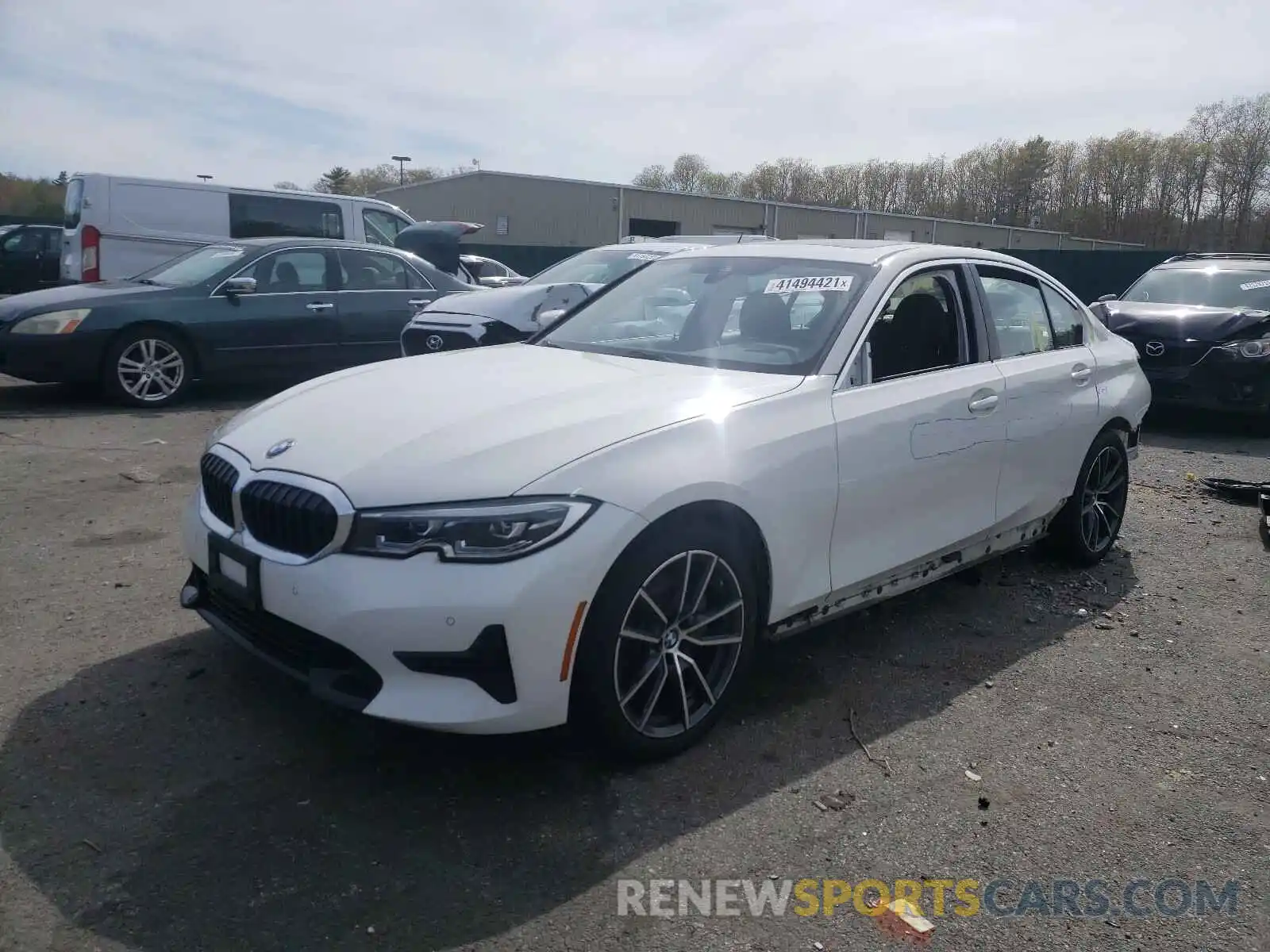 2 Фотография поврежденного автомобиля WBA5R7C53KAJ80256 BMW 3 SERIES 2019