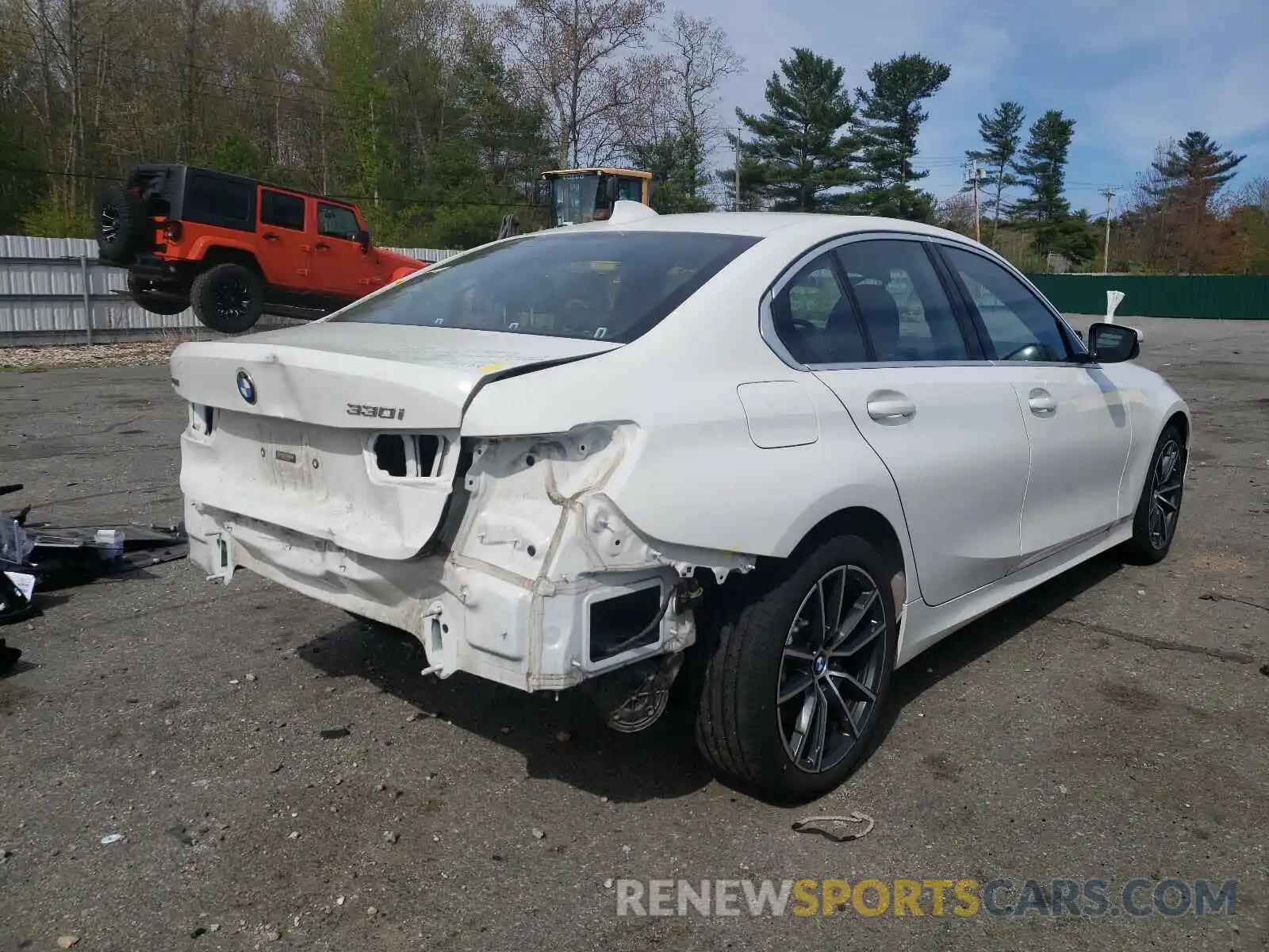 4 Photograph of a damaged car WBA5R7C53KAJ80256 BMW 3 SERIES 2019