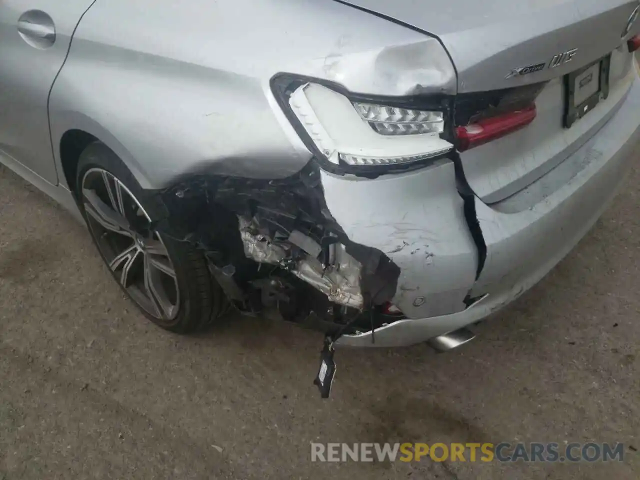 9 Фотография поврежденного автомобиля WBA5R7C53KAJ82685 BMW 3 SERIES 2019