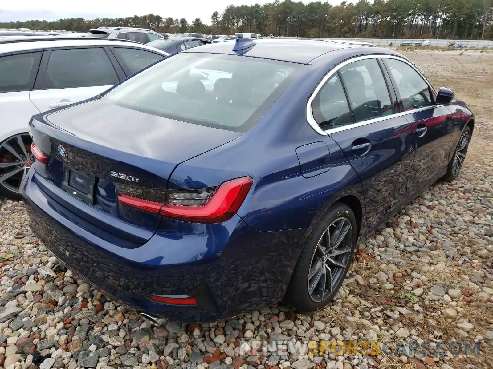 4 Photograph of a damaged car WBA5R7C53KAJ83724 BMW 3 SERIES 2019