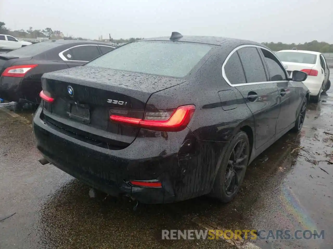 4 Photograph of a damaged car WBA5R7C53KAJ85103 BMW 3 SERIES 2019