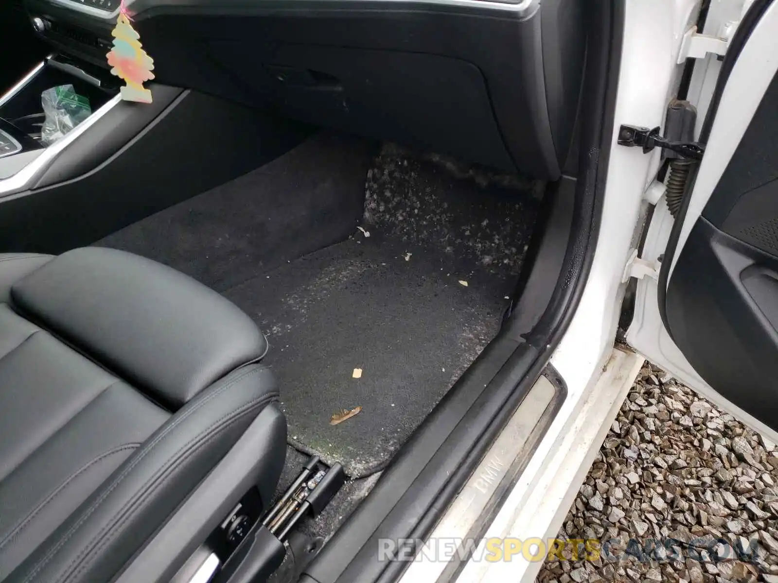 9 Photograph of a damaged car WBA5R7C54KAJ84574 BMW 3 SERIES 2019