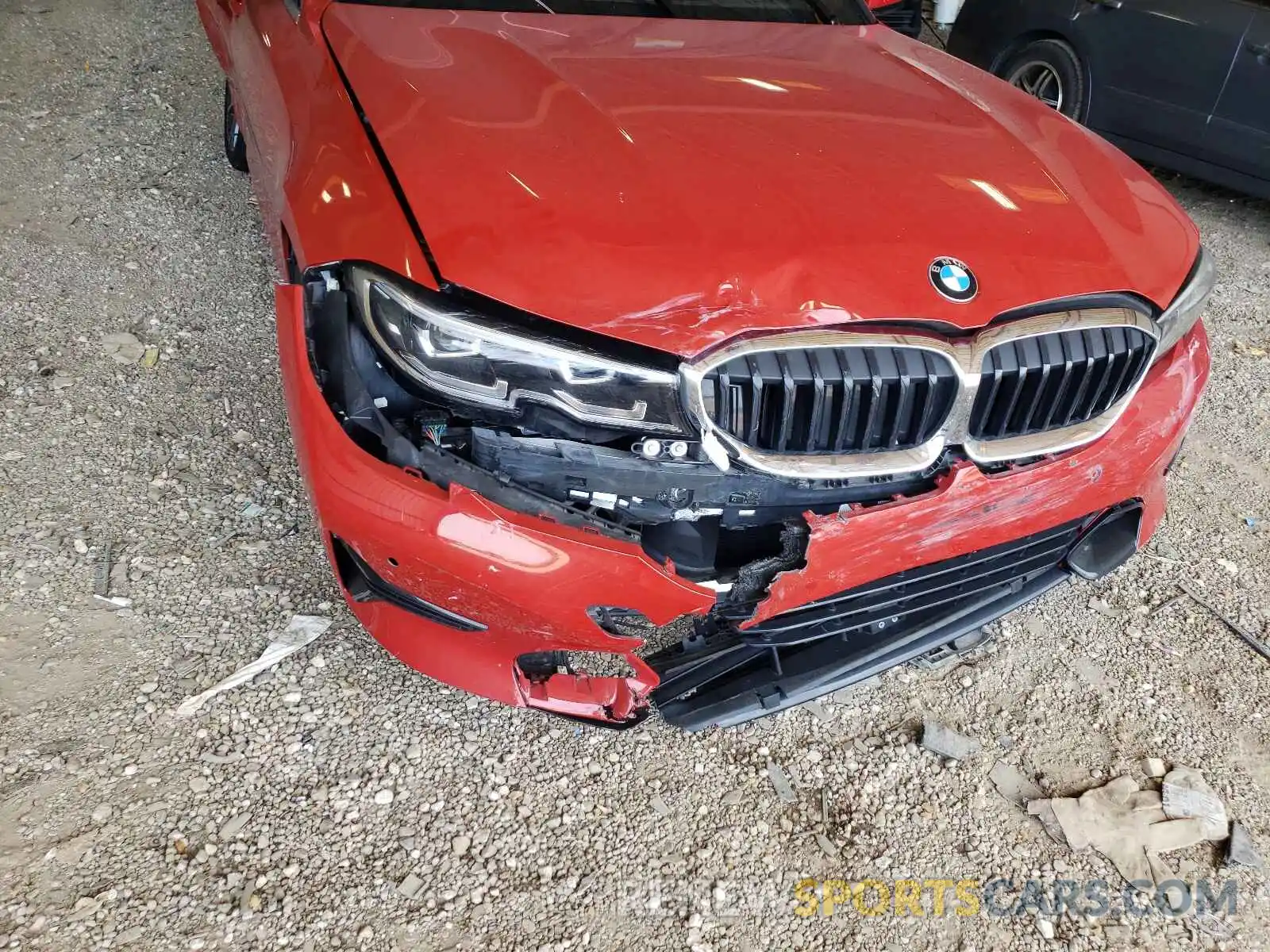 9 Photograph of a damaged car WBA5R7C54KAJ85661 BMW 3 SERIES 2019