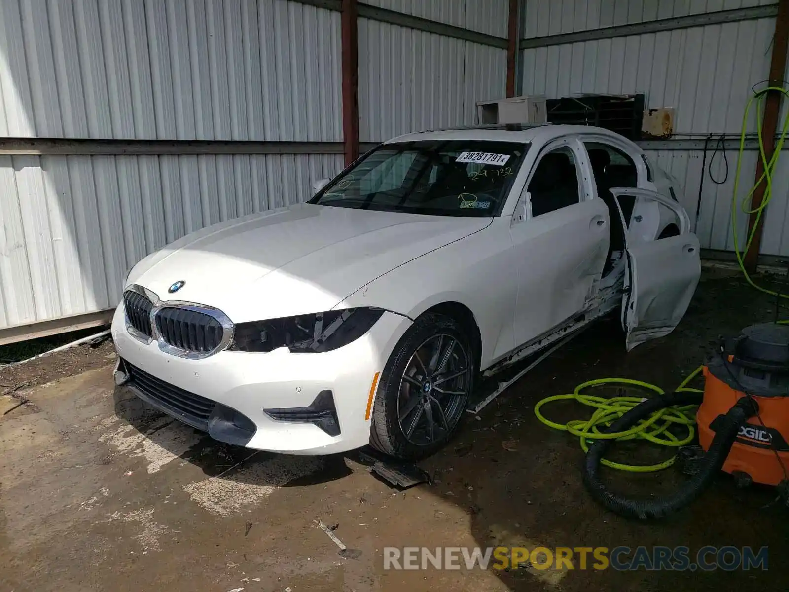 2 Photograph of a damaged car WBA5R7C54KAJ86695 BMW 3 SERIES 2019