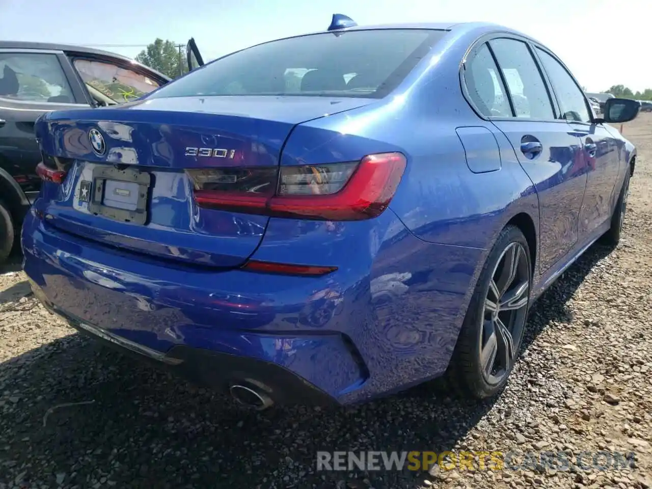 4 Photograph of a damaged car WBA5R7C54KFH12152 BMW 3 SERIES 2019