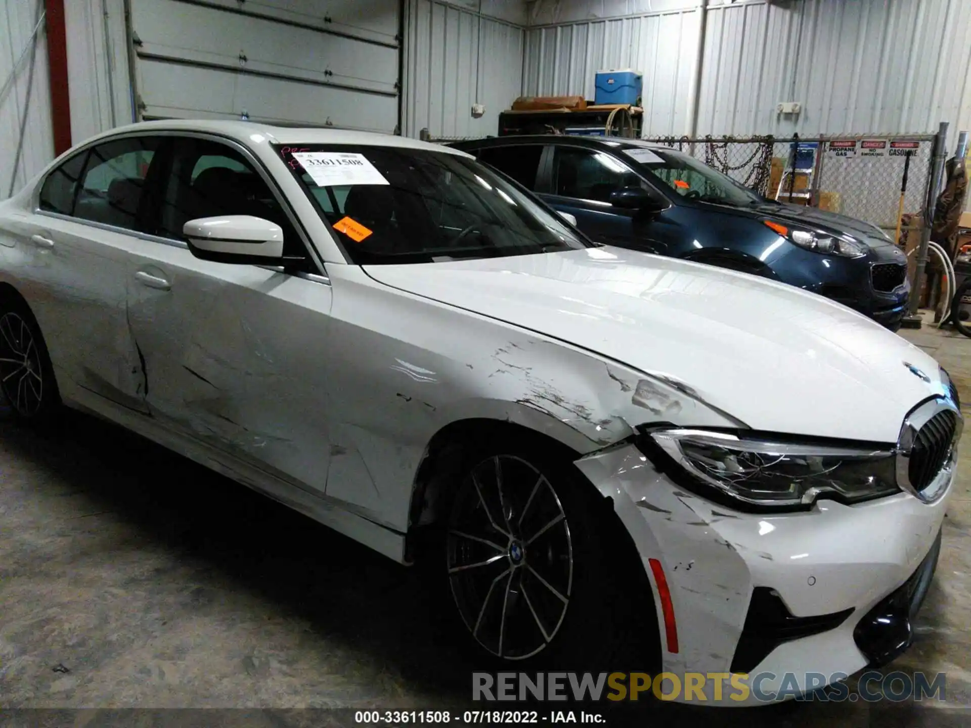 6 Photograph of a damaged car WBA5R7C54KFH29338 BMW 3 SERIES 2019