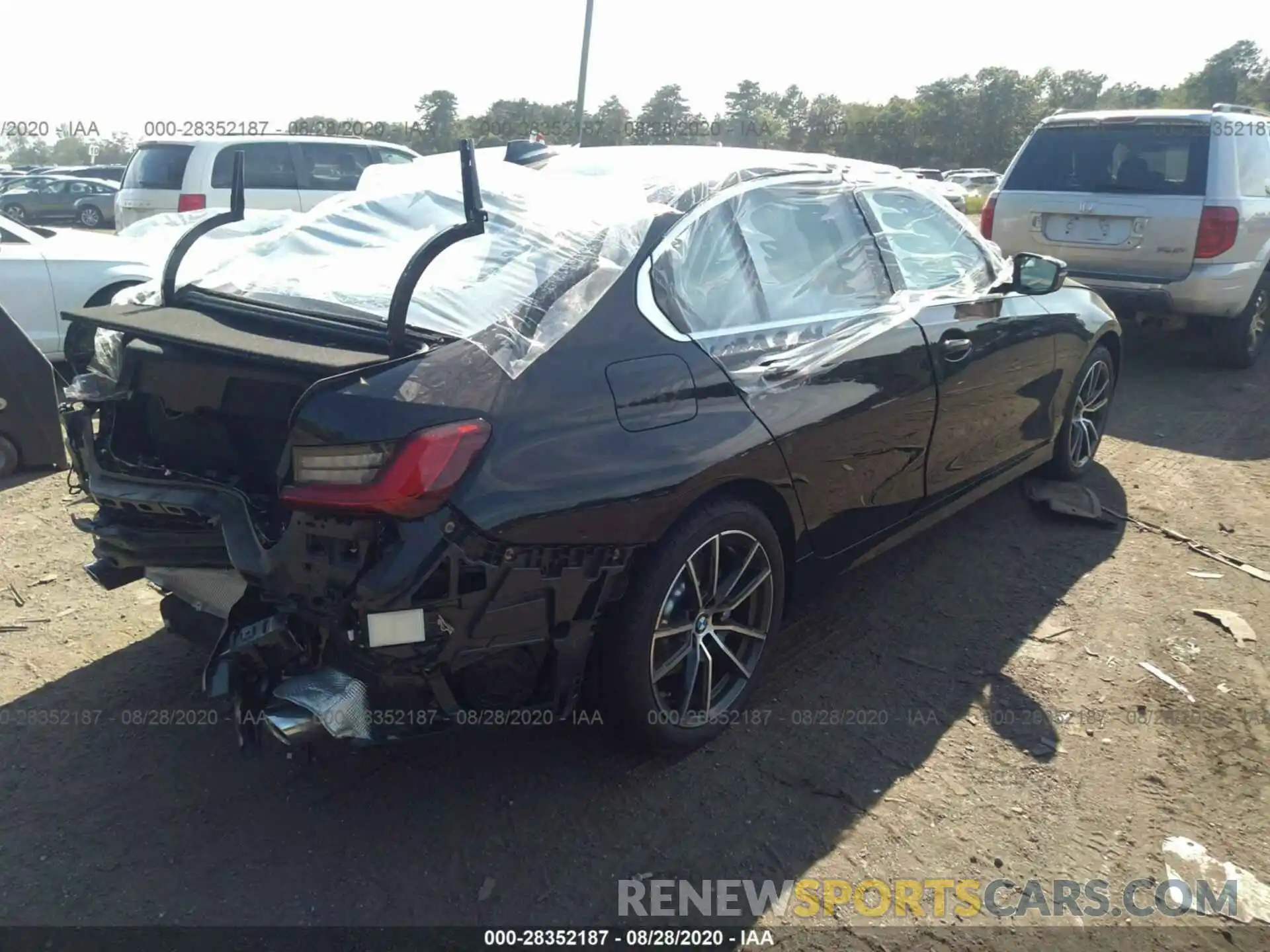 4 Фотография поврежденного автомобиля WBA5R7C55KAJ81912 BMW 3 SERIES 2019